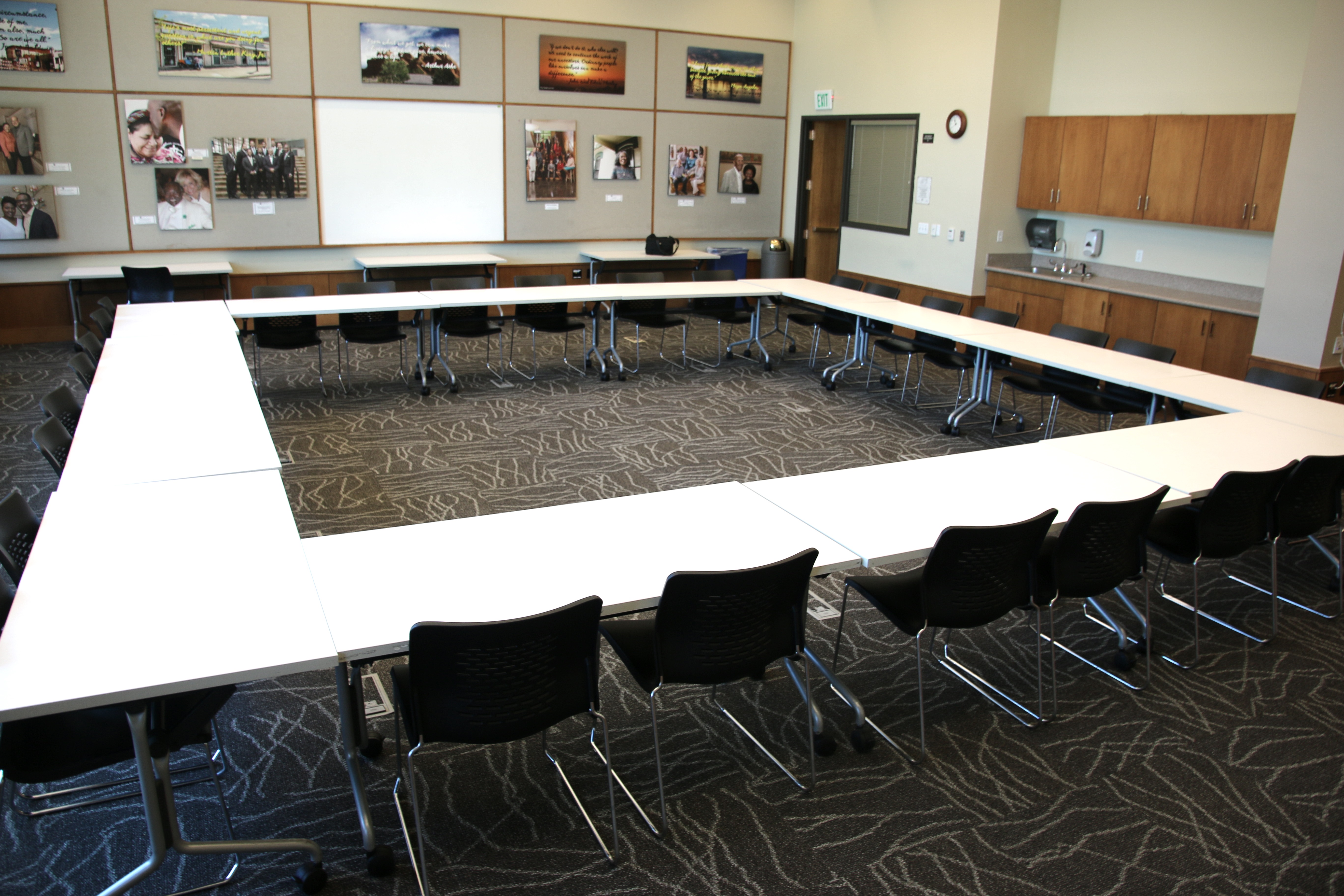 Links Incorporated Denver Chapter Community Room Image