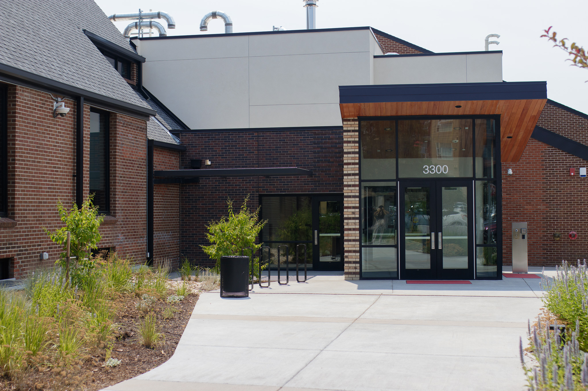 Exterior of Blossom House and Lena Archuleta Branch Library. 