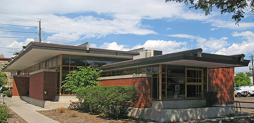 Ross-Broadway Branch Library exterior