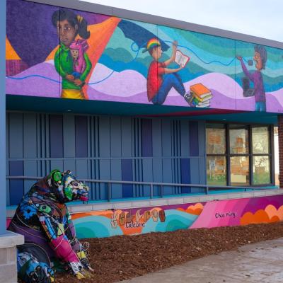 Exterior photograph of Ross-Phyllis Bigpond Branch Library. 